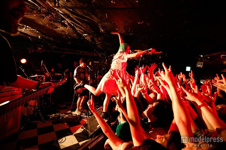 木村カエラ／ライブハウスツアー「MITAI KIKITAI UTAITAI」ファイナルの様子（撮影：ミヨシツカサ）