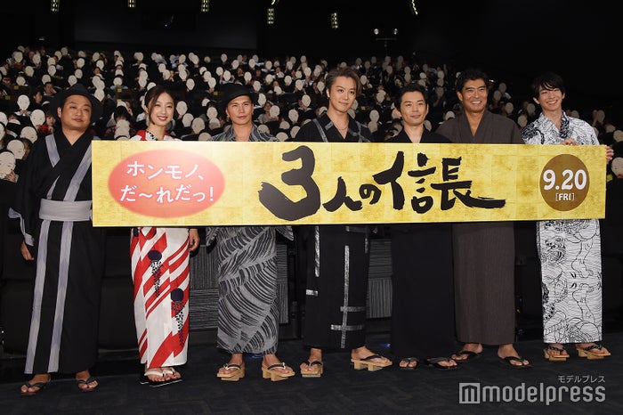 (左から)渡辺啓監督、坂東希、市原隼人、EXILE TAKAHIRO、岡田義徳、高嶋政宏、前田公輝(C)モデルプレス