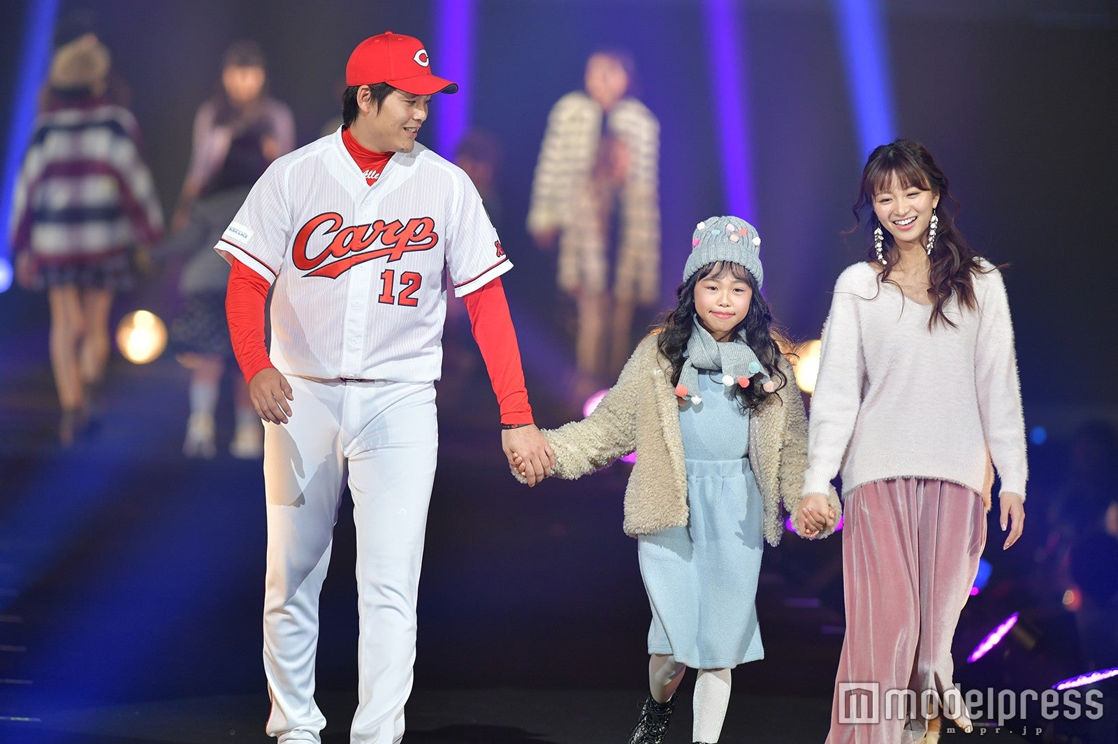 （C）モデルプレス