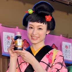 栗山千明 妖艶ドレス姿で愛と官能のタンゴ モデルプレス