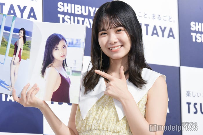 山崎夢羽(C)モデルプレス