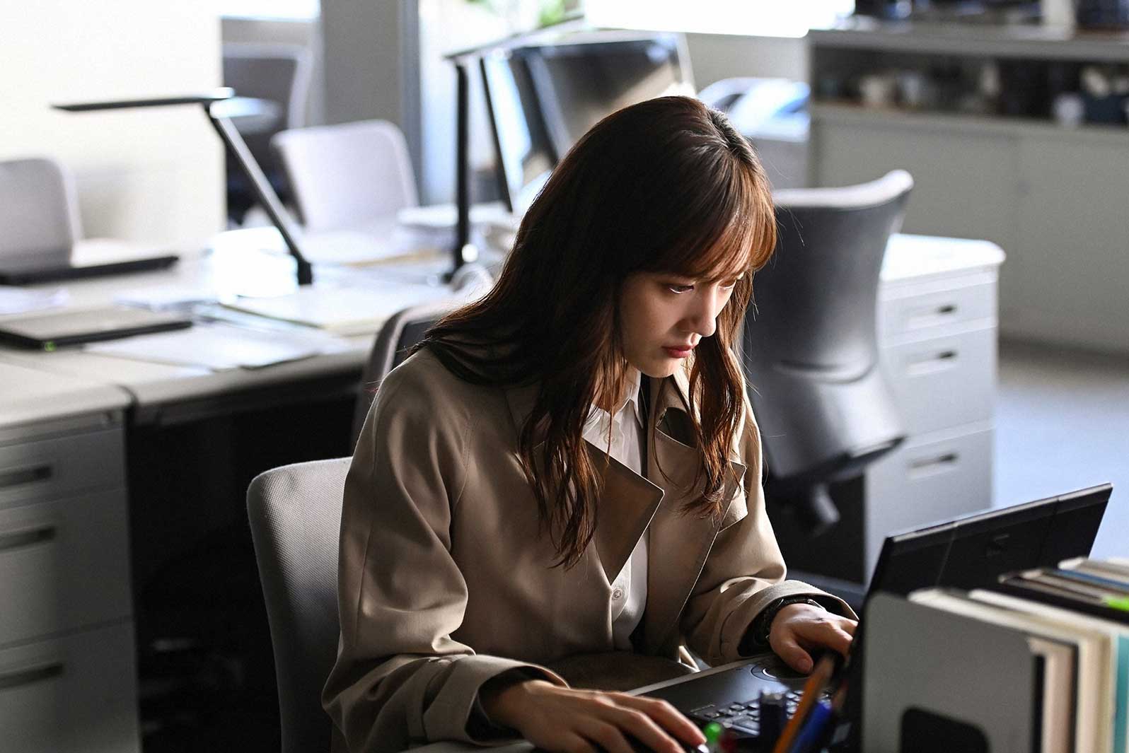 綾瀬はるか「天国と地獄 ～サイコな2人～」第6話より（C）TBS