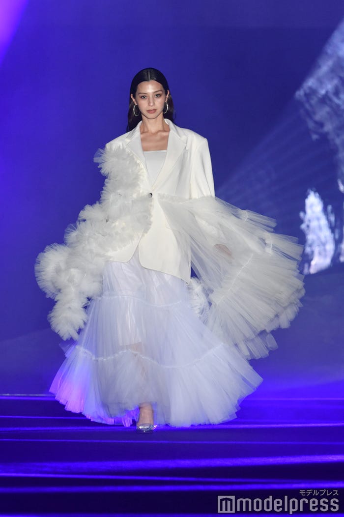 中条あやみ (C)モデルプレス