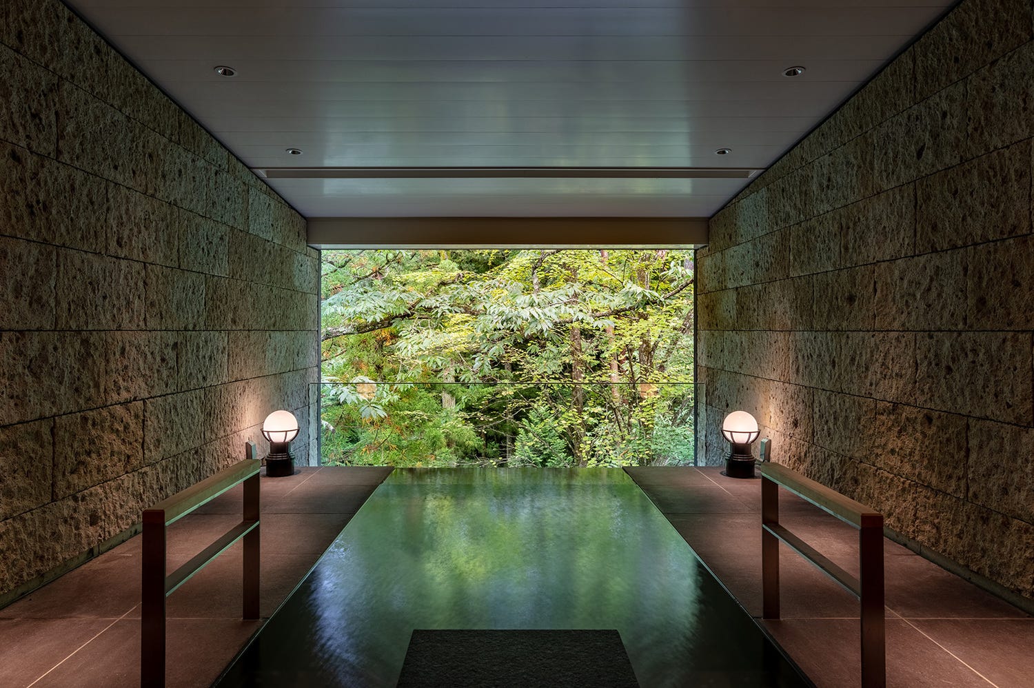 「ふふ 日光」全室温泉付&異なるデザインの部屋に宿泊、四季に触れる高級旅館