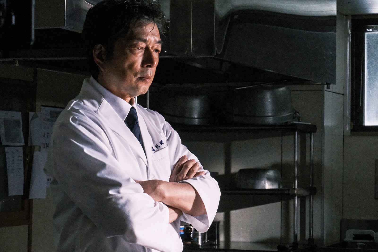 中村雅俊 （C）2022 高橋ツトム／集英社／天間荘製作委員会