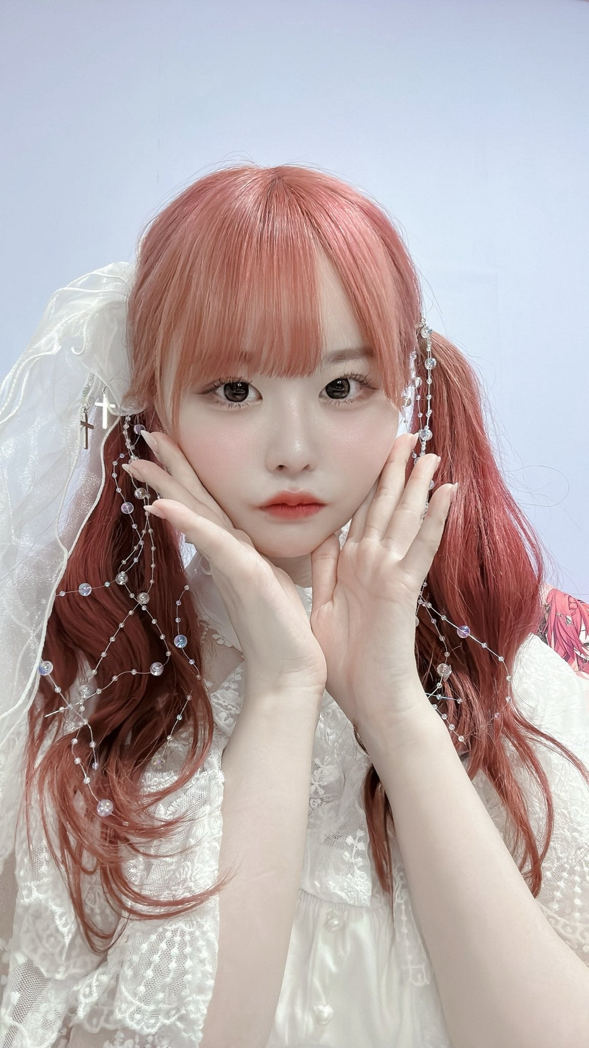 整形アイドル轟ちゃん「整形と歯列矯正＋メイクでここまで変われた」ビフォーアフターが話題「努力がすごい」「垢抜けてる」