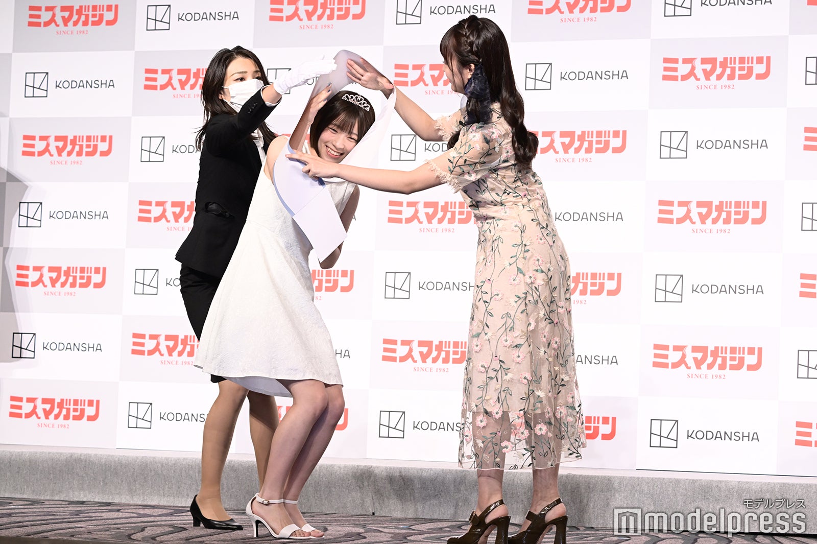 三野宮鈴、豊田ルナ （C）モデルプレス