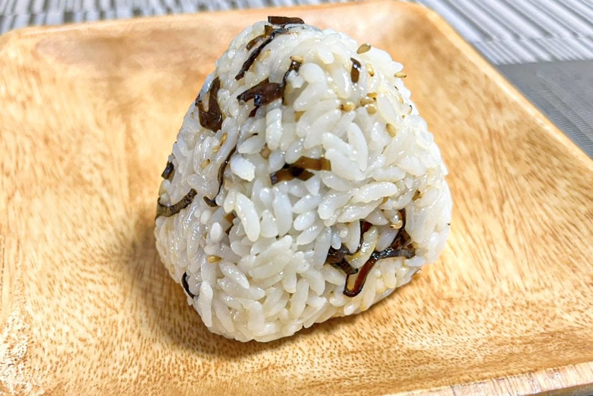 塩昆布おにぎり
