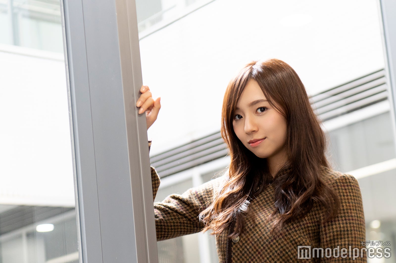 新内眞衣（C）モデルプレス