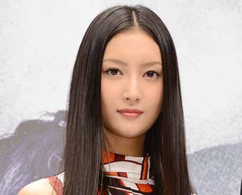 菜々緒、“女優”として光った1年 ファンに今年ラストメッセージ