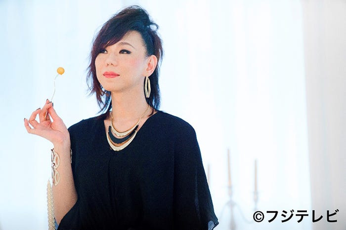 川島3姉妹の長(女)男・ロミ男を演じるミッツ・マングローブ