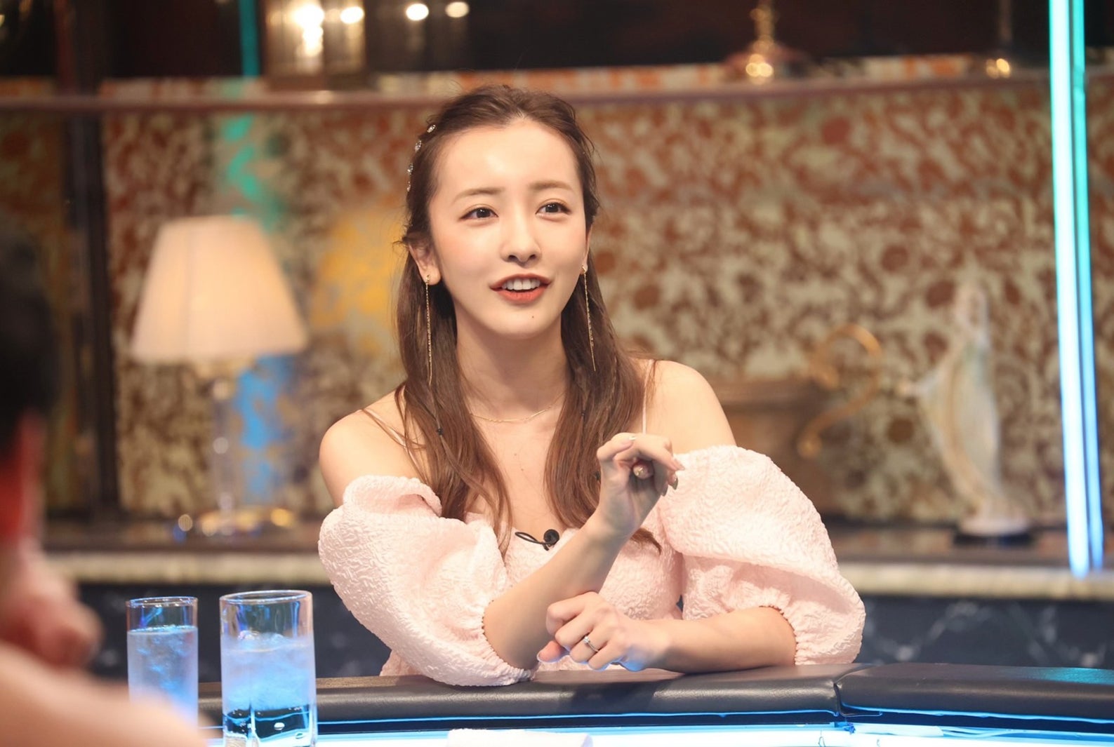 板野友美、合コンで男性を見極めるポイント明かす