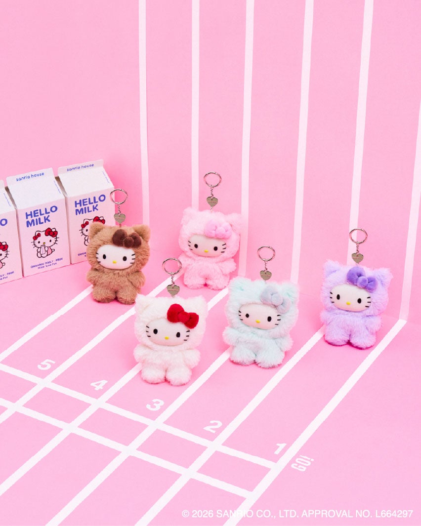 「フラッフィー ハローキティ チャーム」3,850円(C)2026 SANRIO CO., LTD. APPROVAL NO. L664297