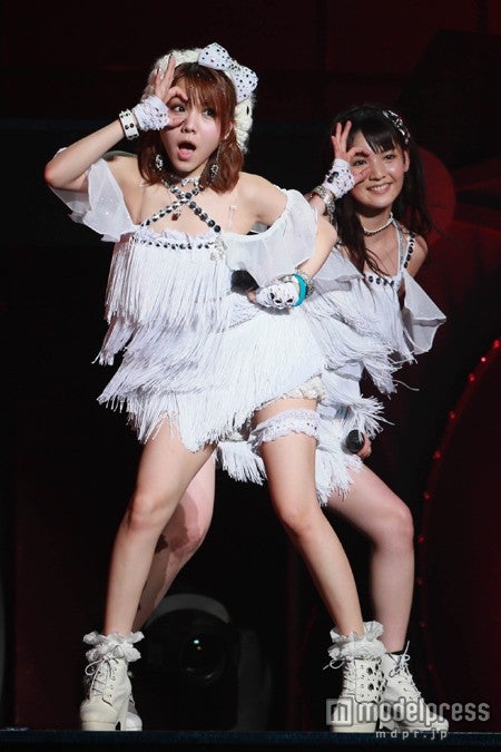 画像5/10) 指原莉乃、田中れいなのモーニング娘。卒業公演に大興奮 - モデルプレス