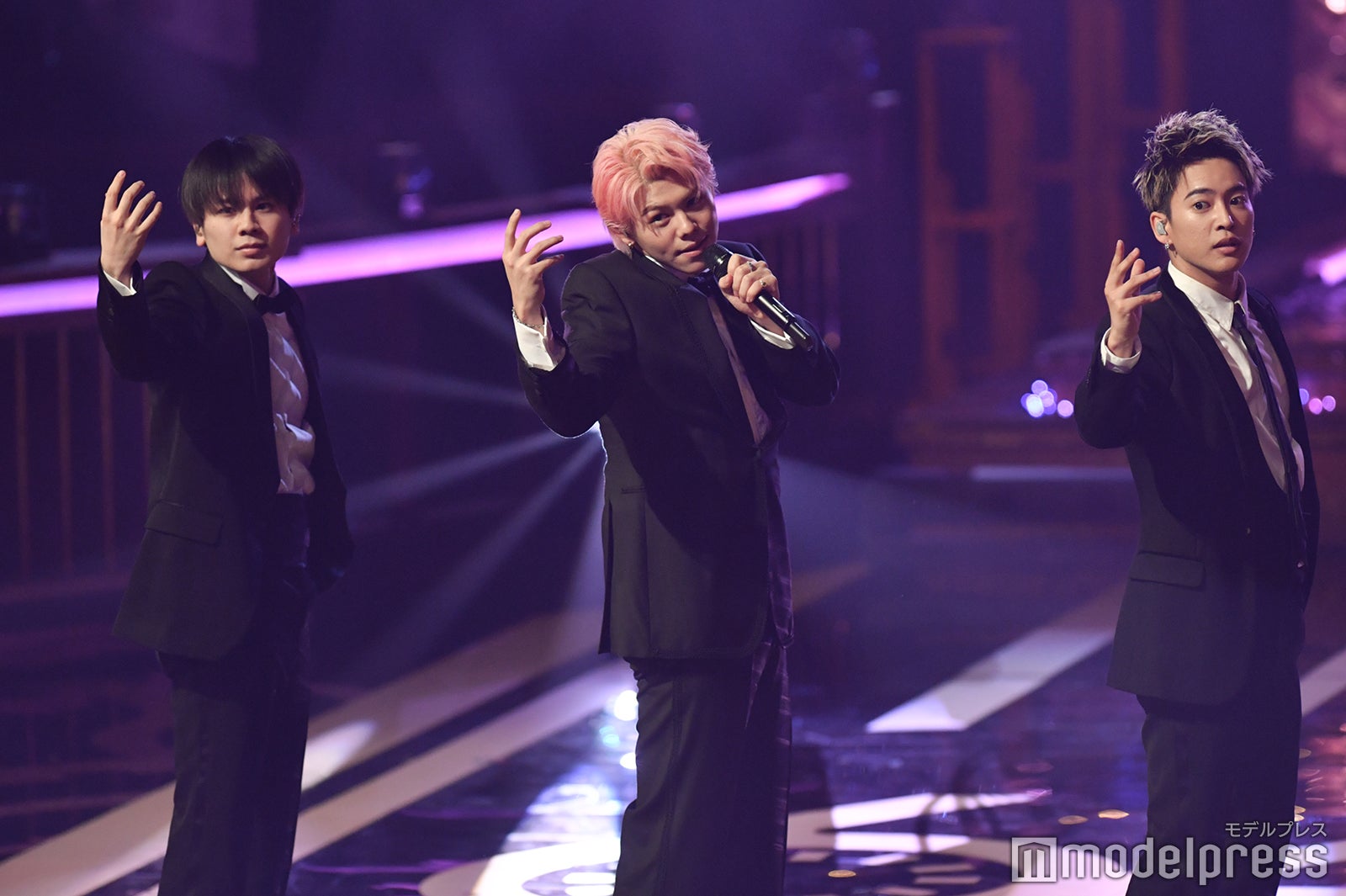 （C）モデルプレス