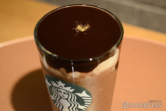 オペラ フラペチーノ(C)モデルプレス