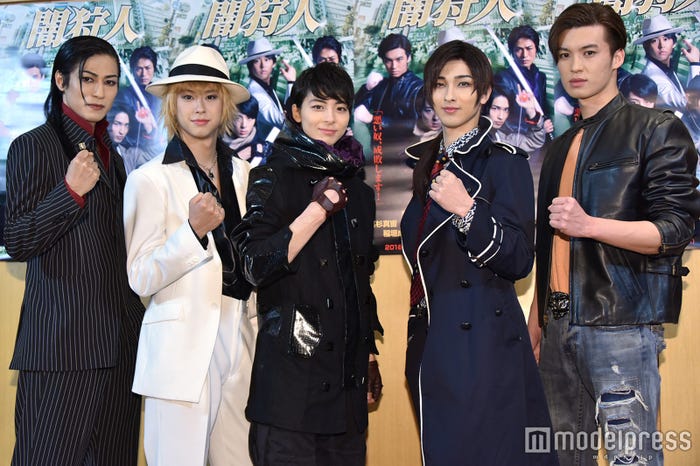 (左から)丸山敦史、鈴木勝大、高杉真宙、横浜流星、荒井敦史(C)モデルプレス