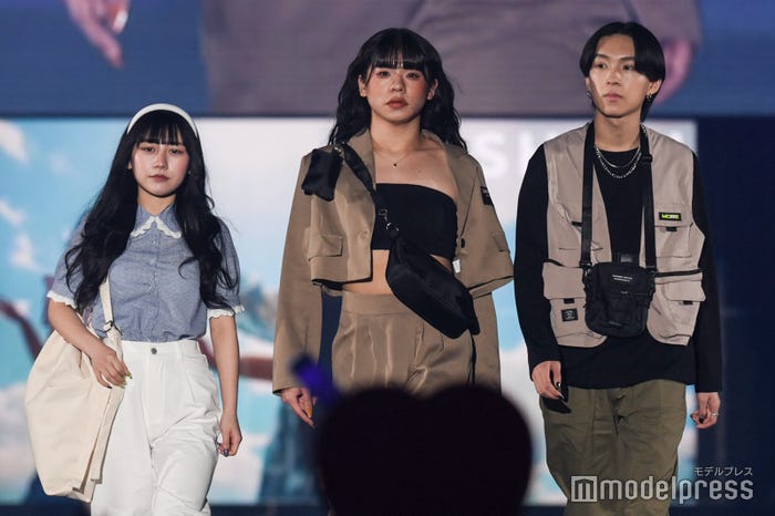 ウチら3姉妹/(左から)ゆら、とうあ、こま(C)モデルプレス