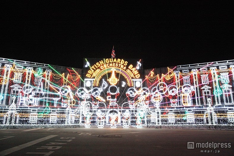 光のバッキンガム宮殿／画像提供：富士急行