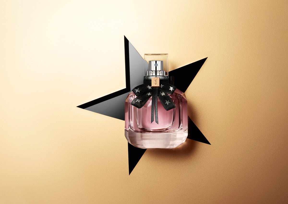 「モン パリ オーデパルファム　スターエディション」／画像提供：イヴ・サンローラン・ボーテ