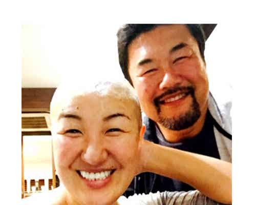北斗晶、覚悟の丸刈り「みんなで大笑い」 夫・佐々木健介「一緒に頑張っていこう」