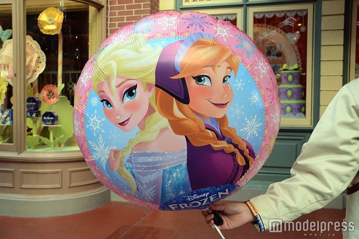 バルーン(C)モデルプレス