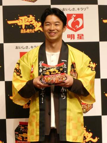仲野太賀、主演大河は「覚えることがたくさんで新鮮」 一平ちゃんコーデも披露「今日は焼そばカラー」