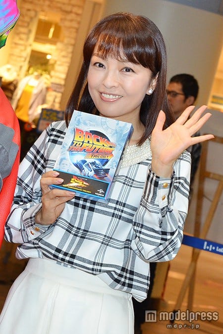 丸岡いずみ夫人