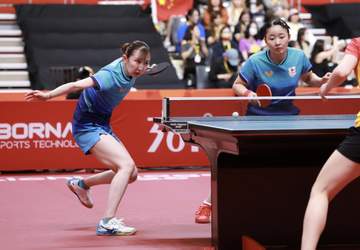 女子ダブルス 張本美和、早田ひな組がまさか 第1ゲーム開始から悪夢の11連続失点 0-11で落とす 勝てば60年ぶり金の大一番