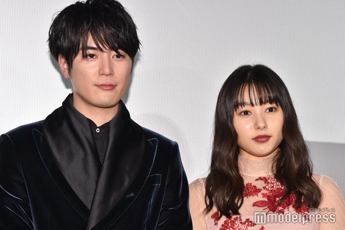 間宮祥太朗、桜井日奈子 (C)モデルプレス