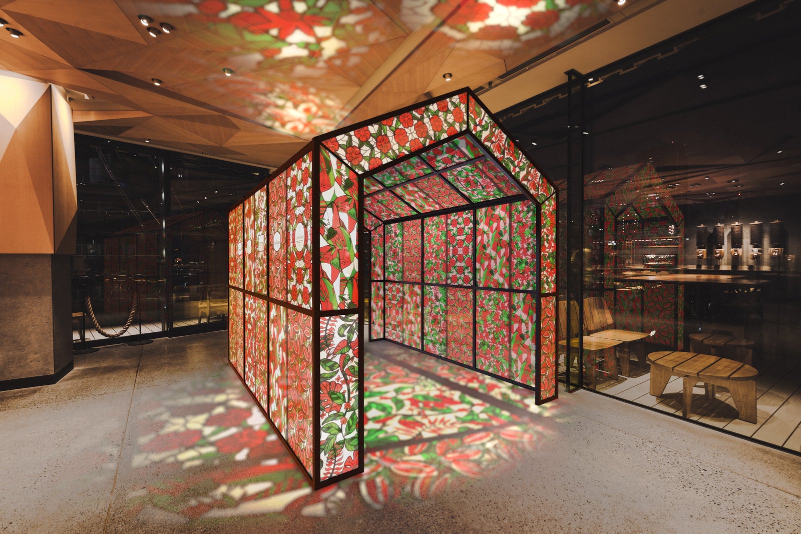 インスタレーション／画像提供：スターバックス コーヒー ジャパン