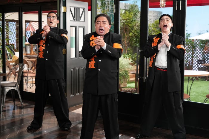 (左から)菊田竜大、松尾駿、二階堂高嗣 (C)フジテレビ