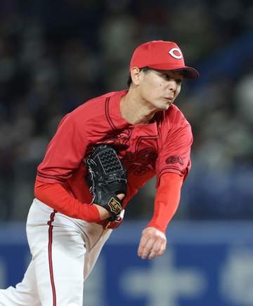 広島が痛恨のサヨナラ負けで2連敗 守護神森浦がまさか・・・九回に2失点 岡本が7回無失点の快投もプロ2勝目スルリ