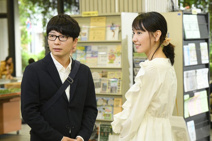 星野源、新垣結衣(C)TBS