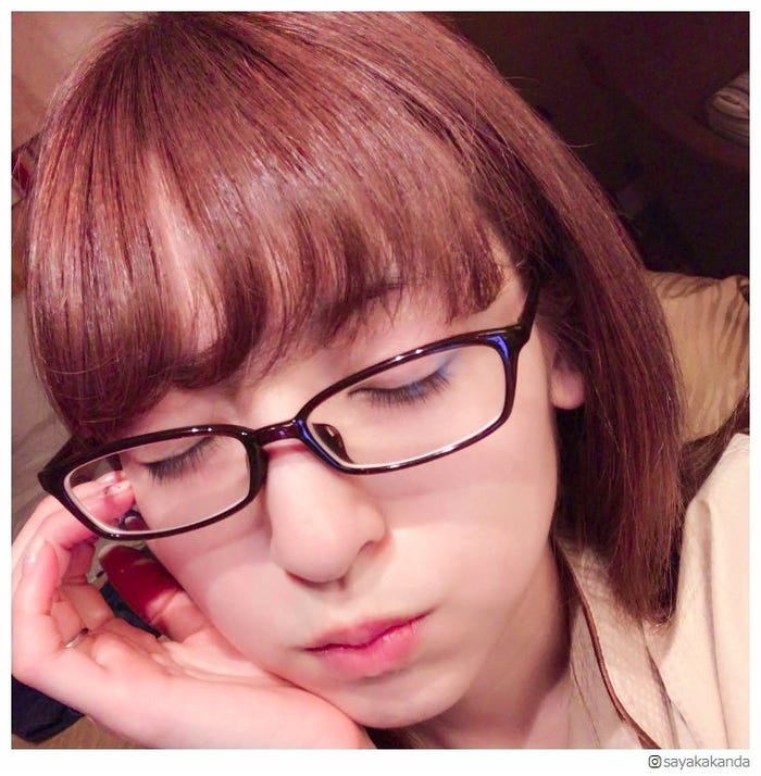神田沙也加 ガチメガネの すっぴん ショットに反響 肌綺麗 美しい と絶賛の声 モデルプレス 神田沙也加 ガチメガネの すっぴん ショットに反響 肌綺麗 美しい と絶賛の声 モデルプレス