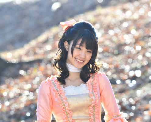 剛力彩芽、マリー・アントワネット風コスプレで男心をくすぐる