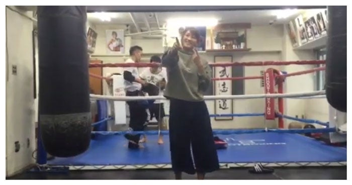 恋ダンスを披露したRENA／RENA公式ブログ（LINE）より