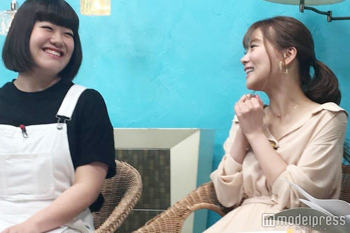 石塚くるみ、重盛さと美(C)モデルプレス