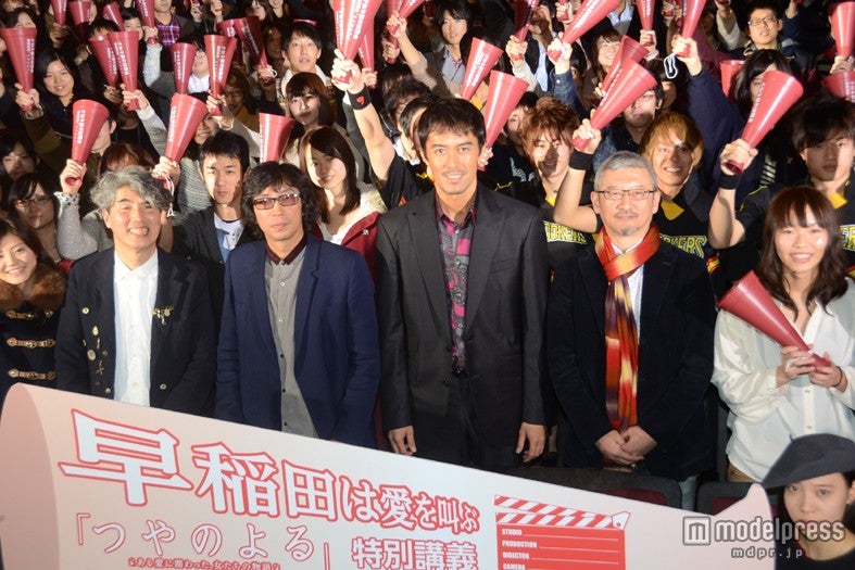 左から安藤紘平教授、行定勲監督、阿部寛、森川友義教授