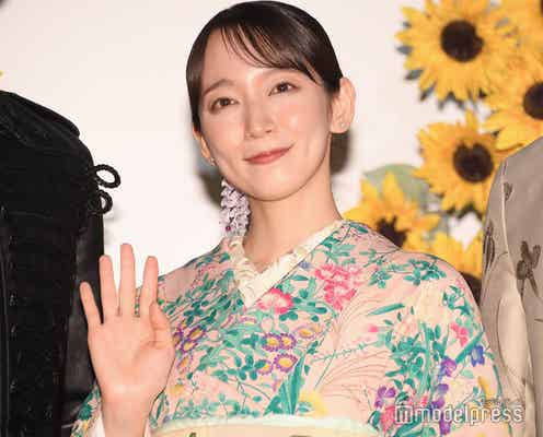 吉岡里帆、華やか浴衣姿で登場 “キュンとする”共演者を絶賛「漫画から飛び出てきた感じ」 【九龍ジェネリックロマンス】