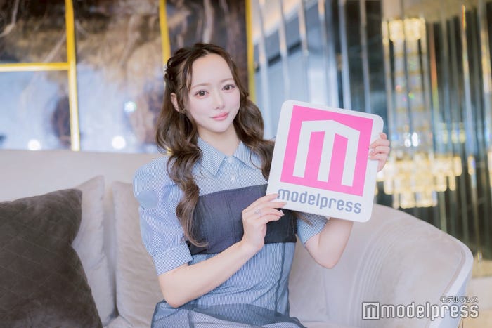 百瀬椎奈「BARCELONA 桃李」(C)モデルプレス