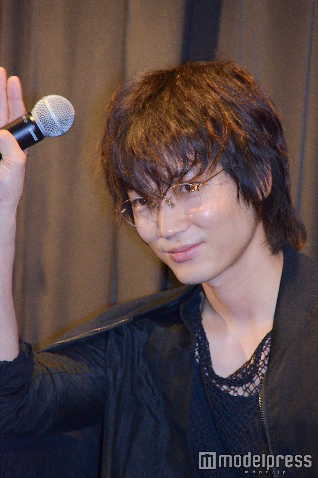 綾野剛「あまりにすごくてピンとこない…」主演作を“絶賛した人物”のコメントに恐縮