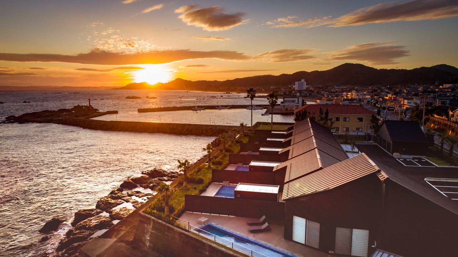 プライベートオーシャンヴィラ -ヴィラ 藍水-／画像提供：マリントピアリゾート