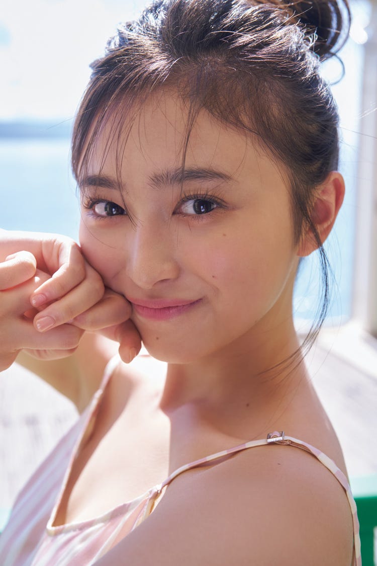 JK笑顔 画像13/24) 乃木坂46井上和、制服姿で笑顔「＃JKなぎ祭り」話題に【モノローグ】 - モデルプレス
