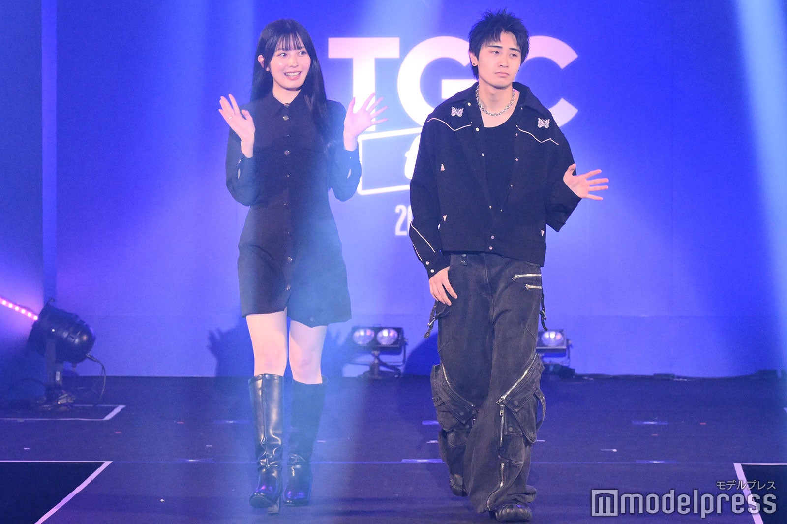 （C）モデルプレス