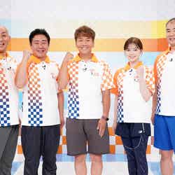 （左から）錦鯉（長谷川雅紀、渡辺隆）、上田晋也、白石麻衣、野口聡一（C）日本テレビ