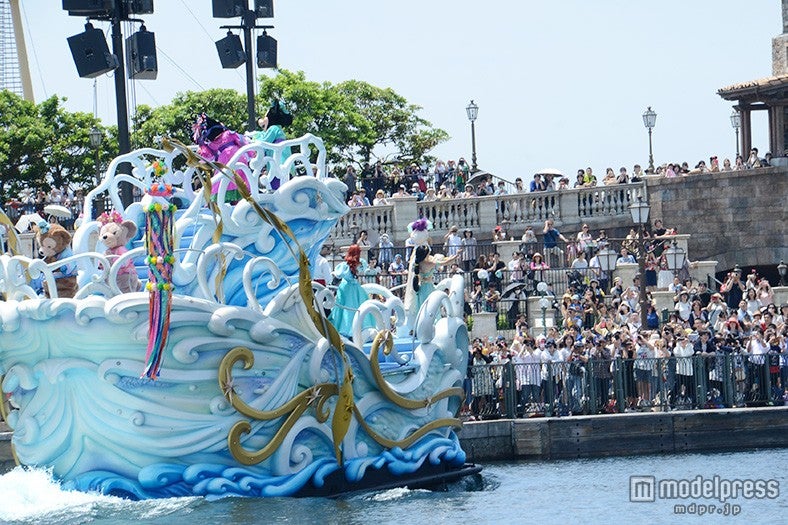 盛り上がるパークの様子