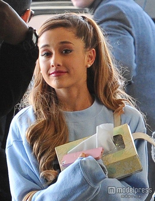 なぜかティッシュ持参。Snapper Media / Zeta Image