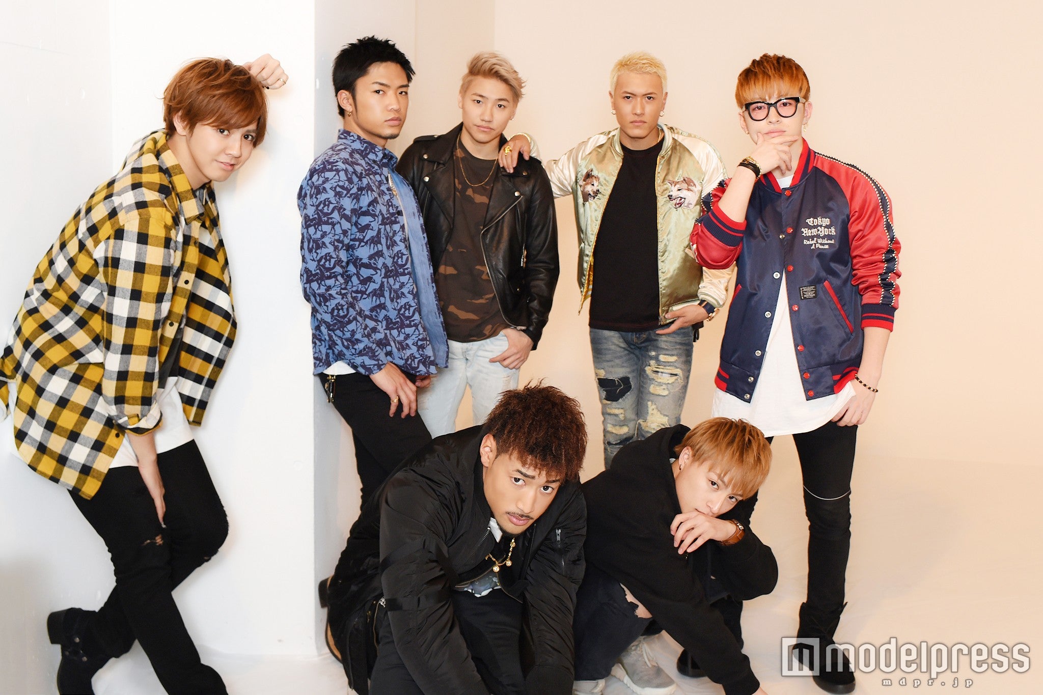 GENERATIONS from EXILE TRIBE（前列左から）片寄涼太、関口メンディー、白濱亜嵐（後列左から）数原龍友、小森隼、中務裕太、佐野玲於（C）モデルプレス