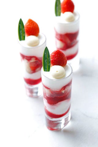 ストロベリーデザートブッフェ/画像提供:ウェスティンホテル東京